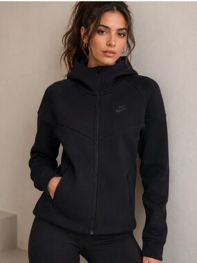 Nike Women’s Black Full-Zip Hooded Sweatshirt Size XL